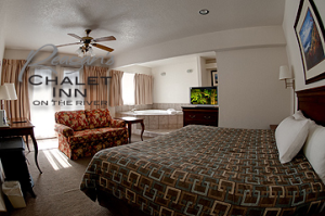 The Fabulous Chalet, king size Jacuzzi Room - Reagan Hotels